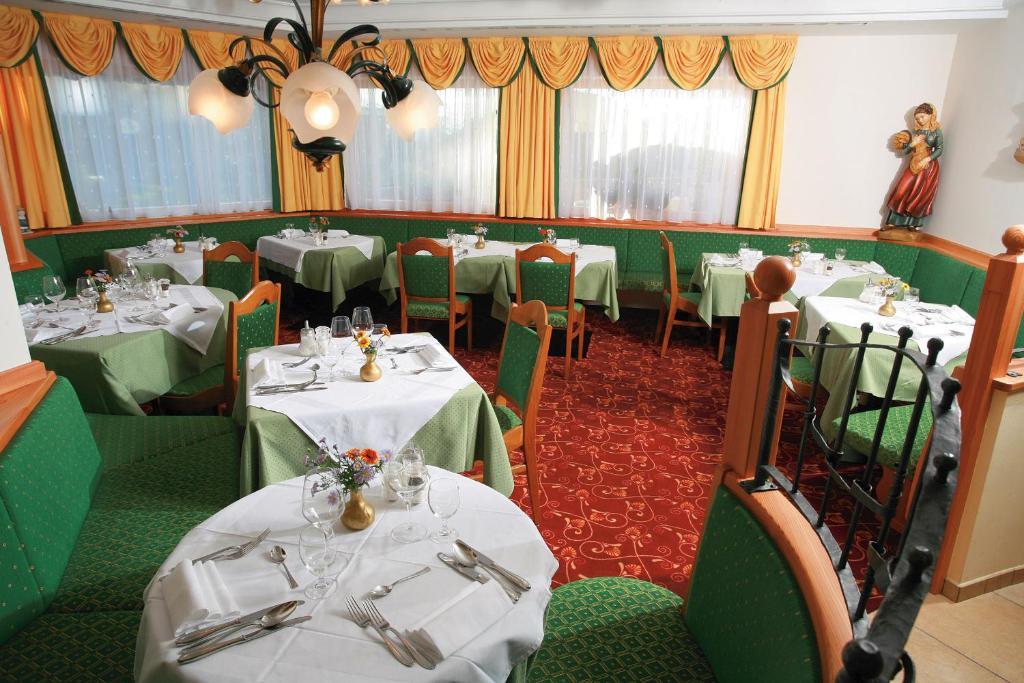 Oberwirt Weisses Kreuz Hotel Collepietra  Buitenkant foto